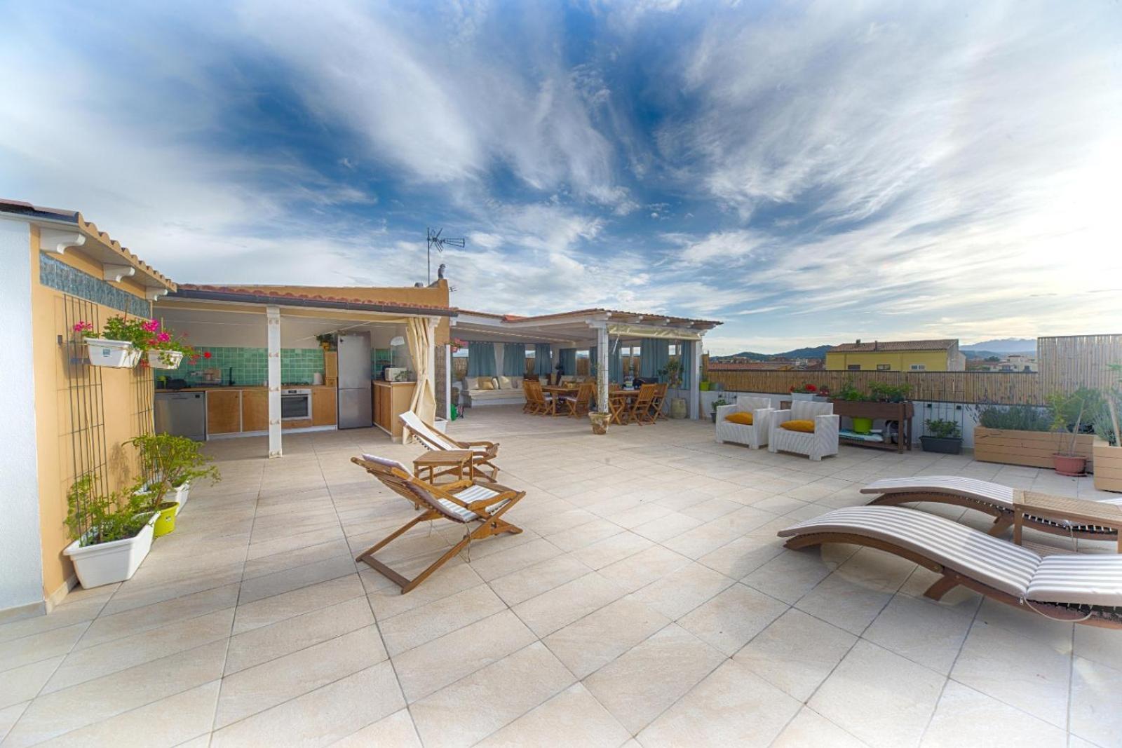 Terrace Rooms Olbia Center Dış mekan fotoğraf